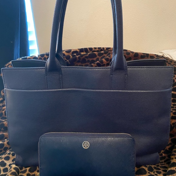 Tory Burch Tote and Wallet - Picture 3 of 5
